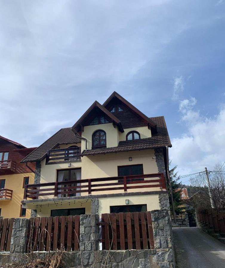 Holiday Home In Sinaia Exterior foto